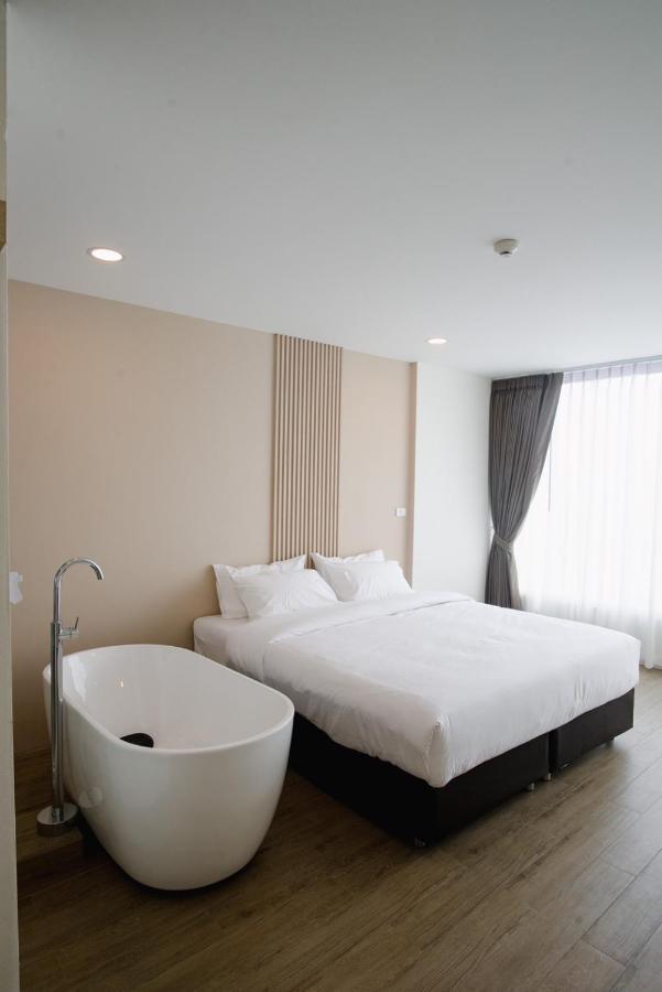 Hotel Agnes Μπούρι Ραμ Εξωτερικό φωτογραφία