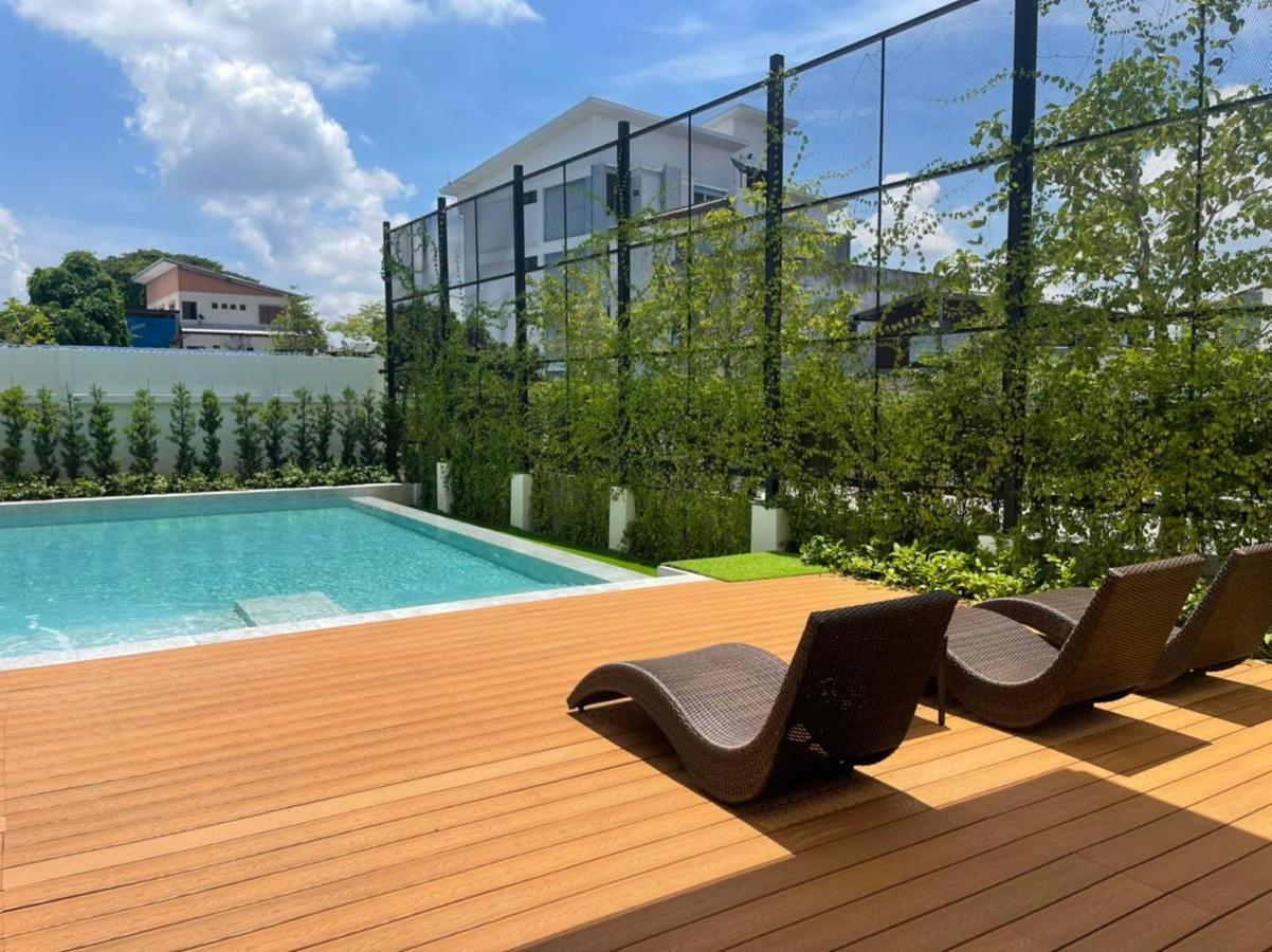 Hotel Agnes Μπούρι Ραμ Εξωτερικό φωτογραφία