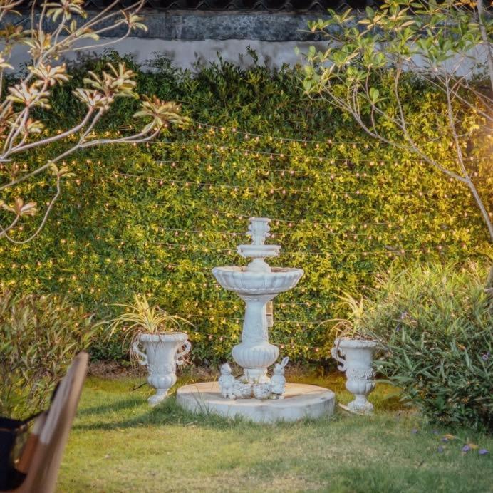 Hotel Agnes Μπούρι Ραμ Εξωτερικό φωτογραφία